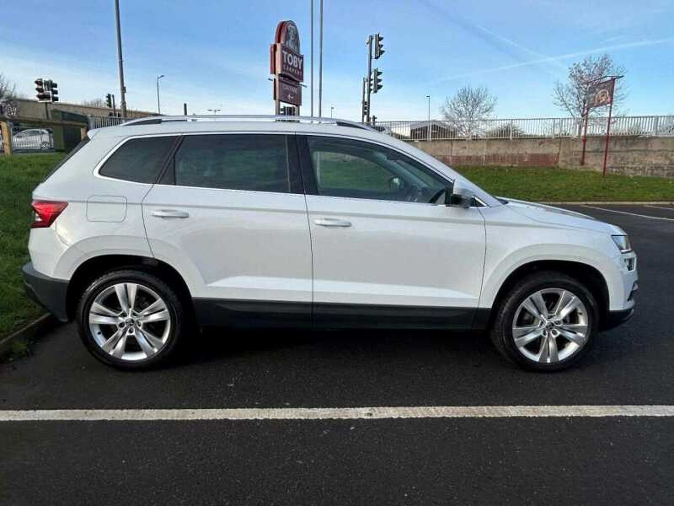 SKODA Karoq SUV 1.5 TSI (150ps) SE L ACT DSG