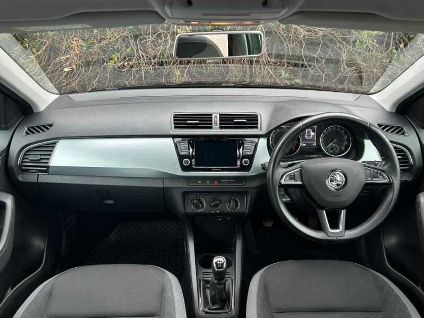 SKODA Fabia 1.0 TSI Colour Edition (95PS) 5-Dr Hatchback