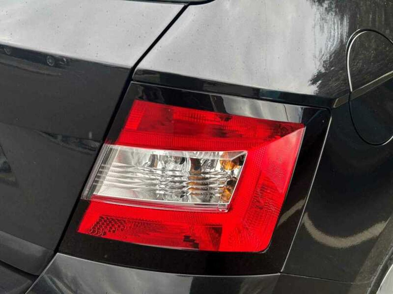 SKODA Fabia 1.0 TSI Colour Edition (95PS) 5-Dr Hatchback