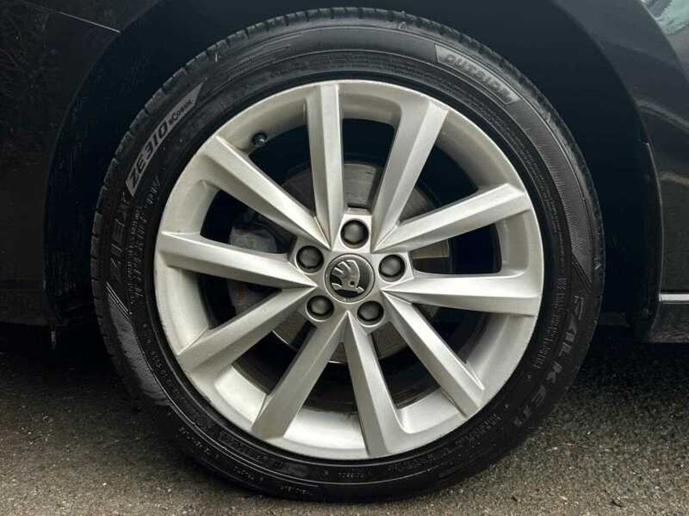 SKODA Fabia 1.0 TSI Colour Edition (95PS) 5-Dr Hatchback