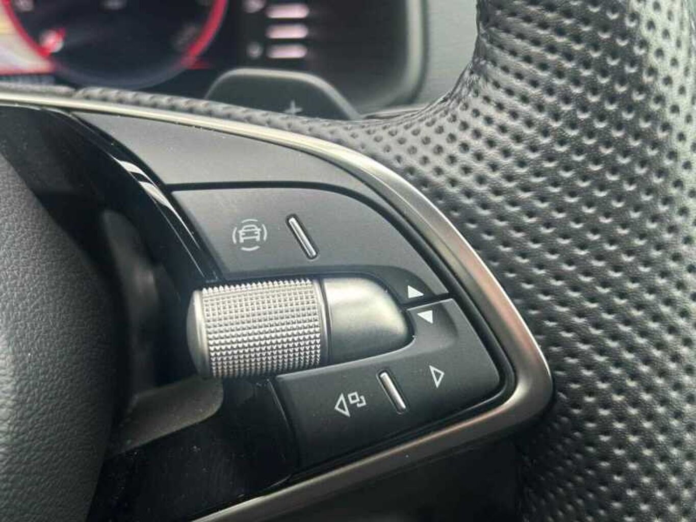 SKODA Karoq SUV 1.5 TSI (150ps) SportLine ACT