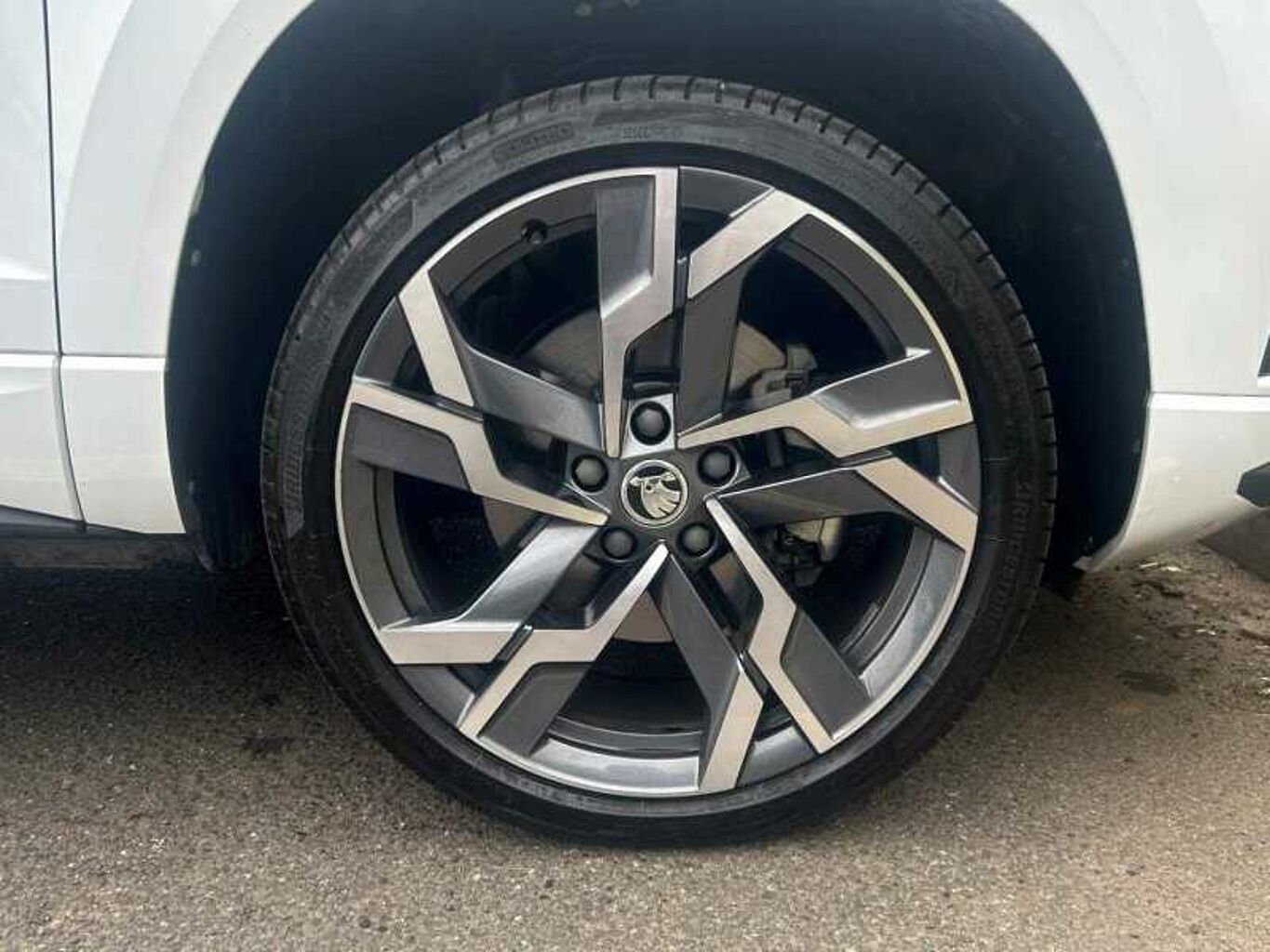 SKODA Karoq SUV 1.5 TSI (150ps) SportLine ACT