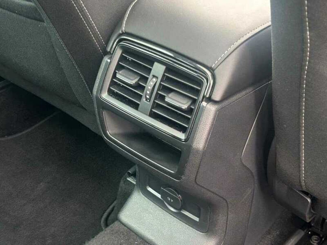 SKODA Karoq SUV 1.5 TSI (150ps) SportLine ACT