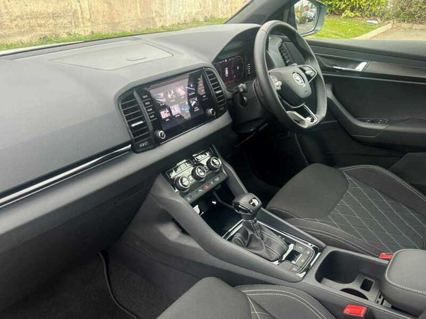 SKODA Karoq SUV 1.5 TSI (150ps) SportLine ACT