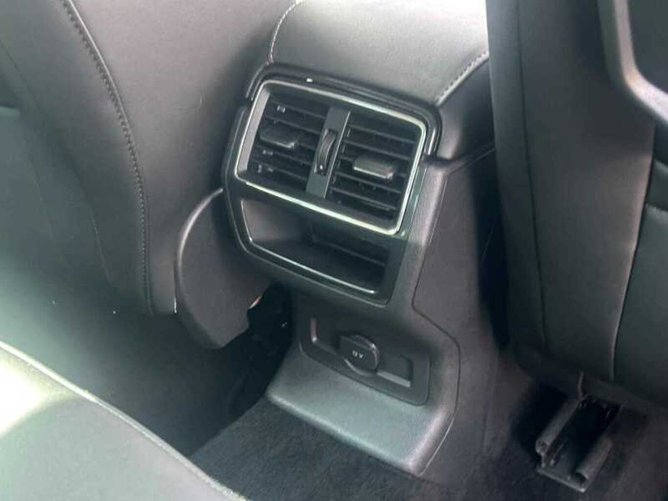 SKODA Karoq SUV 1.5 TSI (150ps) SE L ACT DSG