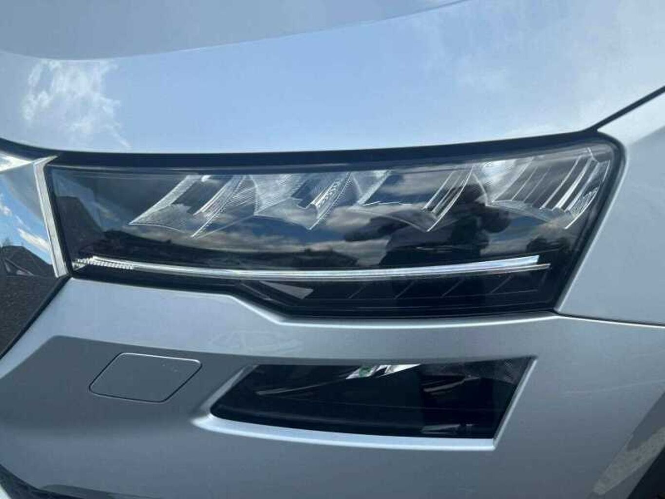 SKODA Karoq SUV 1.5 TSI (150ps) SE L ACT DSG