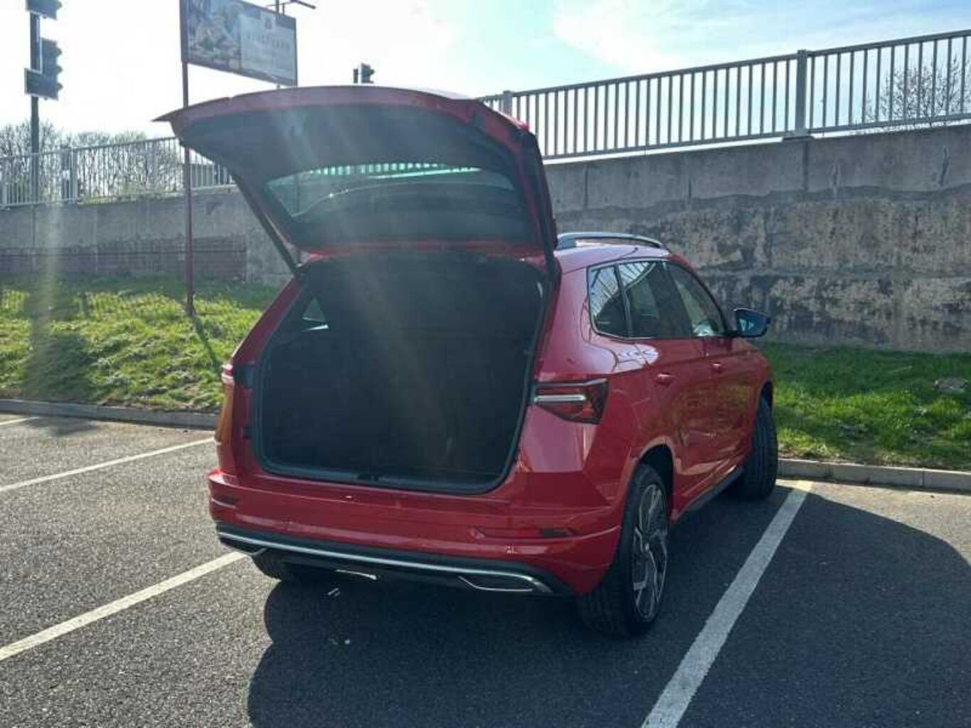 SKODA Karoq SUV 2.0 TSI (190ps) 4X4 SportLine DSG