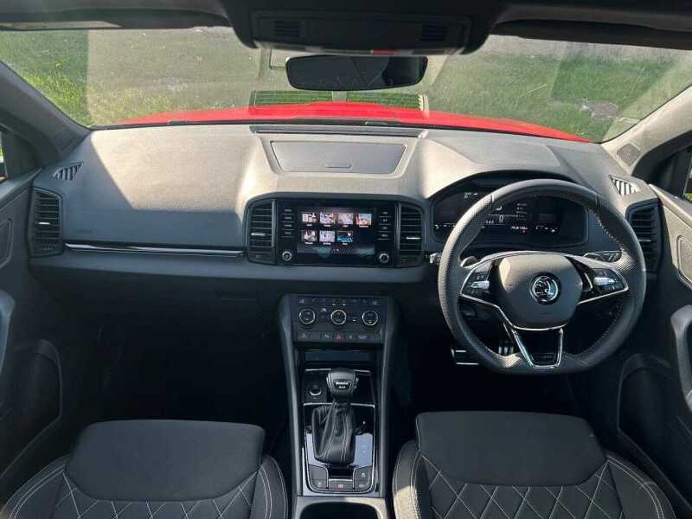 SKODA Karoq SUV 2.0 TSI (190ps) 4X4 SportLine DSG