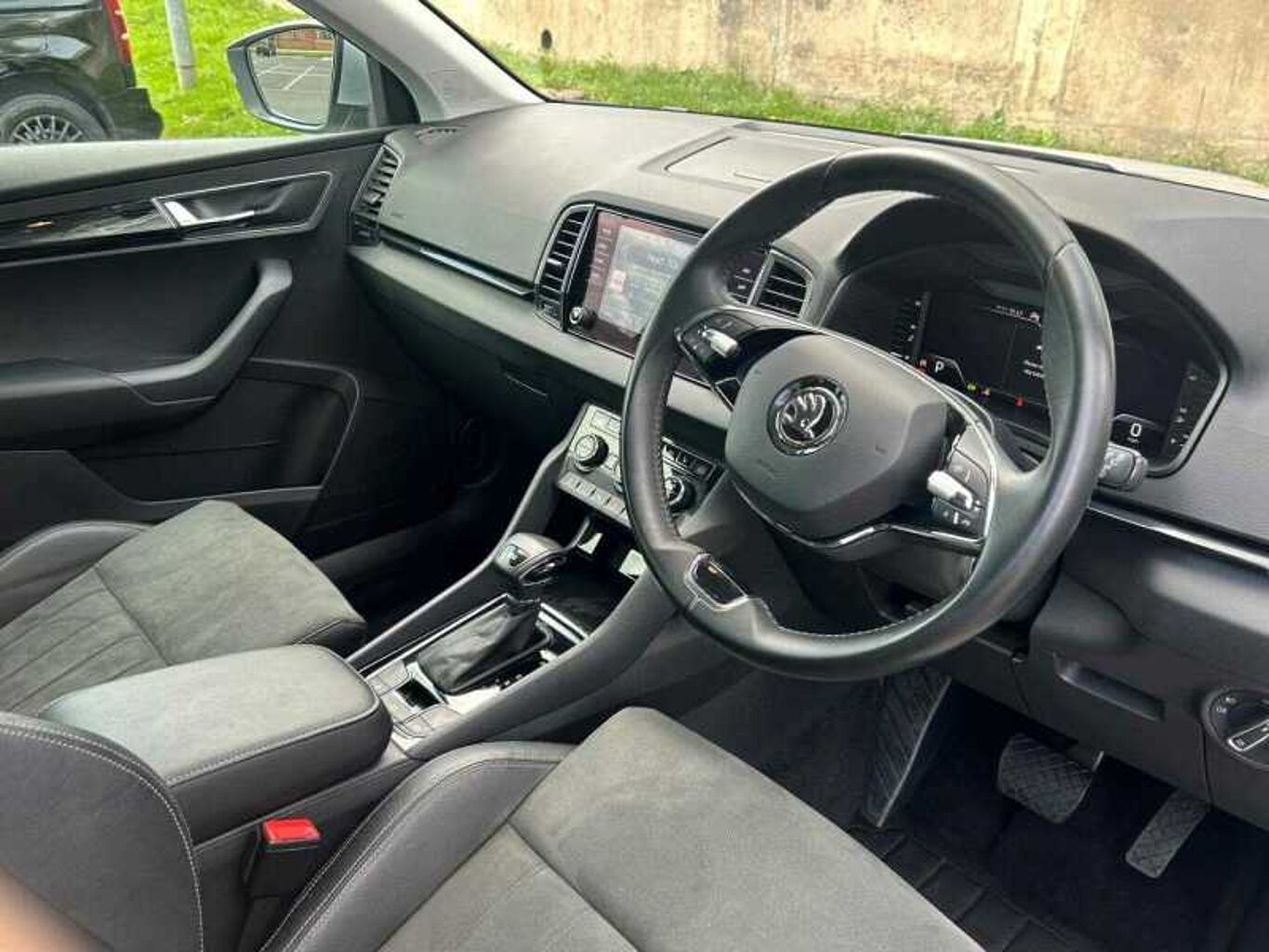 SKODA Karoq SUV 1.5 TSI (150ps) SE L ACT DSG