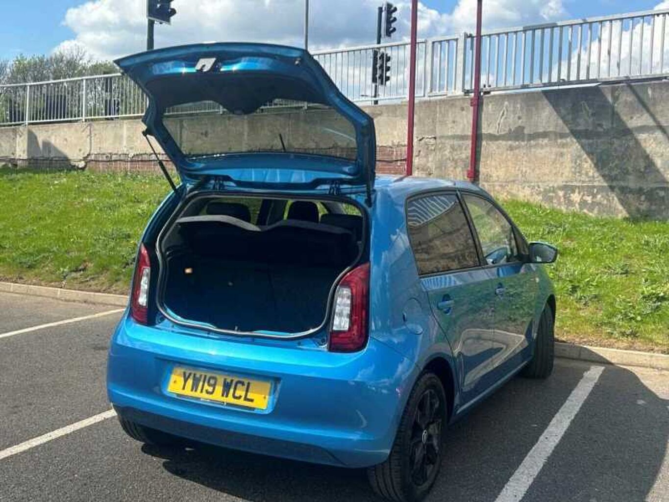 SKODA CITIGO 1.0 MPI GreenTech Colour Edition 5dr