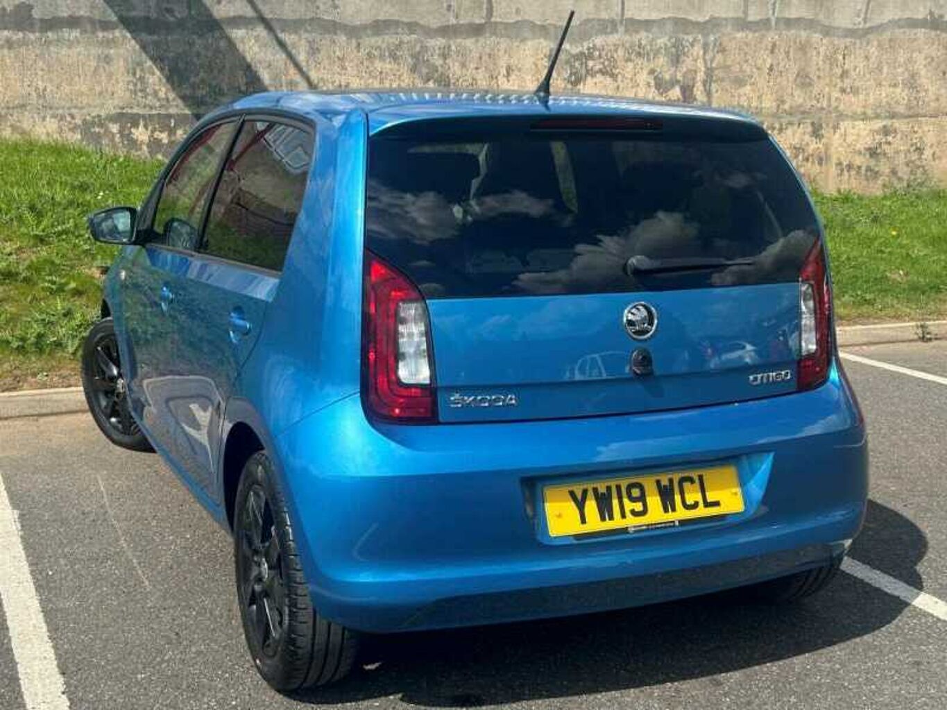SKODA CITIGO 1.0 MPI GreenTech Colour Edition 5dr